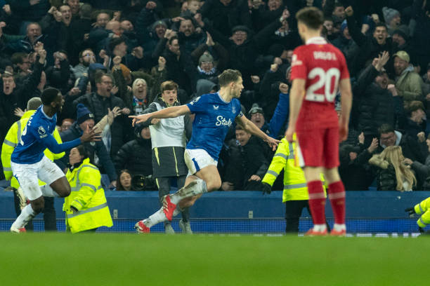 自然成为土 自然成为土